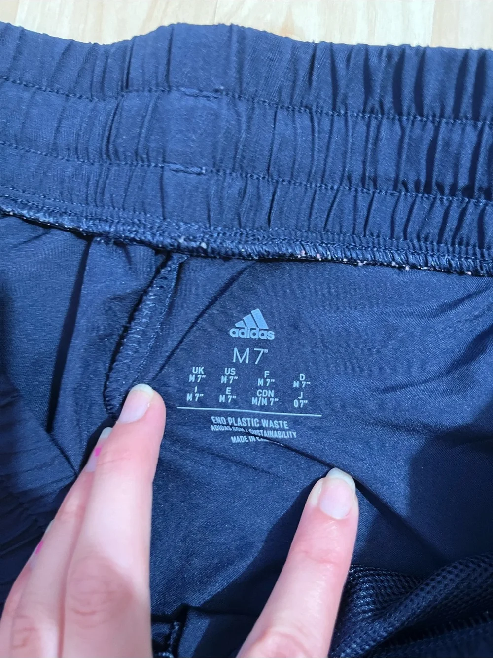 Adidas Men’s 7” Inseam Navy Athletic Shorts Size medium